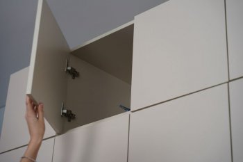 Шкаф 1600 мм Пальма с антресолью, Сатин (ДСВ) в Краснотурьинске - krasnoturinsk.mebel-e96.ru