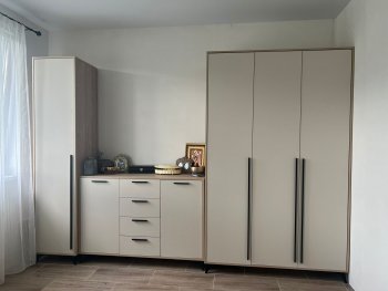 Комод Ева 1360 2С4Я Сатин (Памир) в Краснотурьинске - krasnoturinsk.mebel-e96.ru